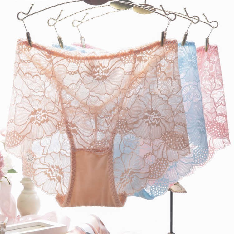 ยุโรปอเมริกันลูกไม้ กลวง บวก ไขมันสุภาพสตรีกลางเอวกางเกงเซ็กซี่ตาข่ายบางสไตล์ ระบายอากาศได้ กางเกงผ้าฝ้ายผู้หญิง