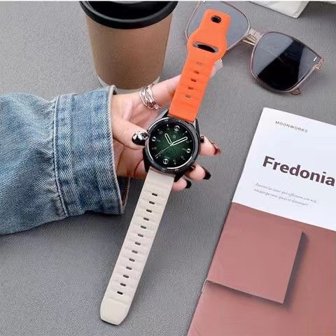 สายนาฬิกาผูหญิงซิลิโคนGarmin venu2venu3 venu SQ2 forerunner245 165 255 265 158 55ลายจุดสาย20mm22mm