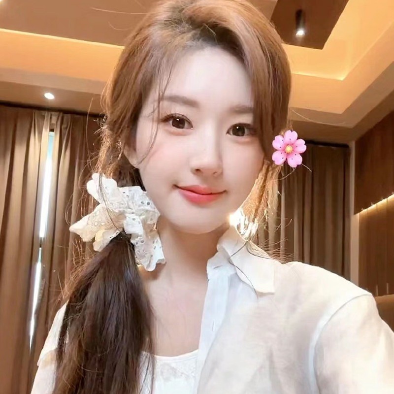 Zhao Lusi สไตล์เดียวกัน ~ สีขาว Double-Layer Scrunchy แหวนผมลูกไม้ Super Fairy French Ball เชือกผมหัวเชือกอุปกรณ์เสริมผมผู้หญิง