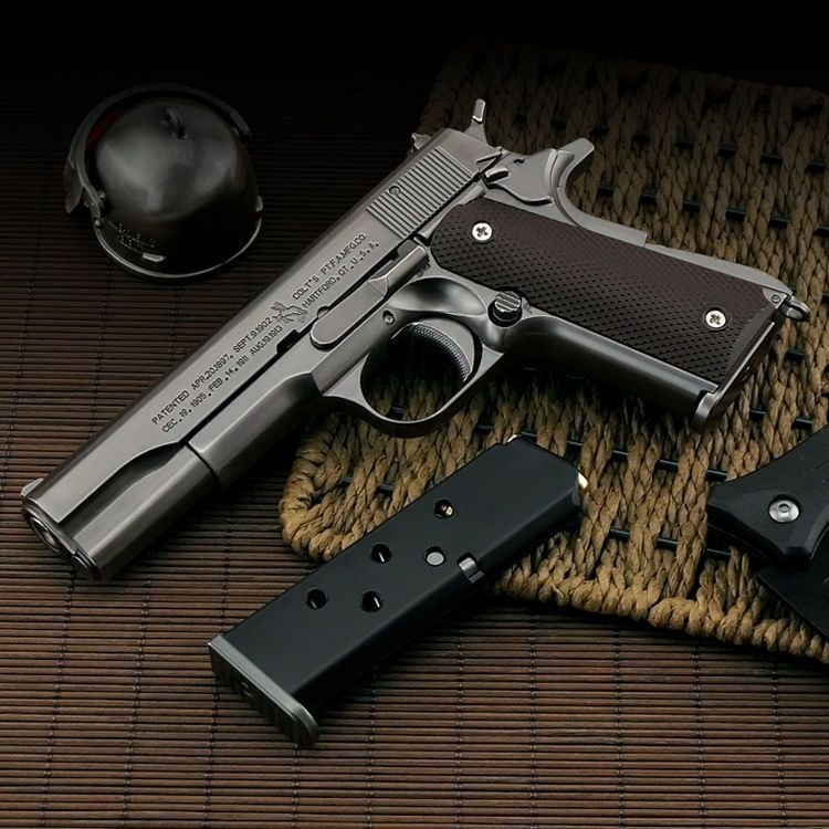 Desert Eagle คุณภาพ ที่ดี ที่สุด 1:2.05 ใหม่ตลับหมึก Colt M1911 ของเล่นรุ่นโลหะผสมสามารถถอดประกอบได้