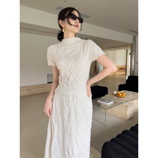 2MUAY รุ่น GJO1086 เสื้อพลีทคุณภาพ HAND PLEATED SHORT SLEEVE…