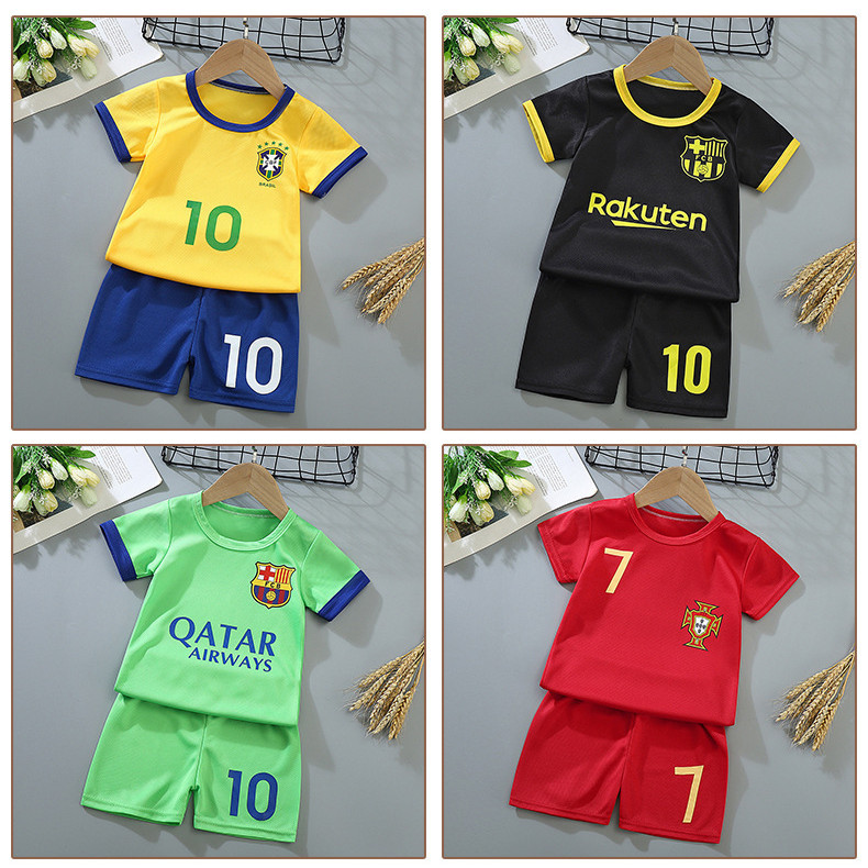[เฮ้] 90-160 ชุดเสื้อยืดแขนสั้นเด็กน้ําหนักเบาระบายอากาศกีฬาเสื้อฟุตบอลลําลองเสื้อผ้าเด็กชุดสองชิ้น