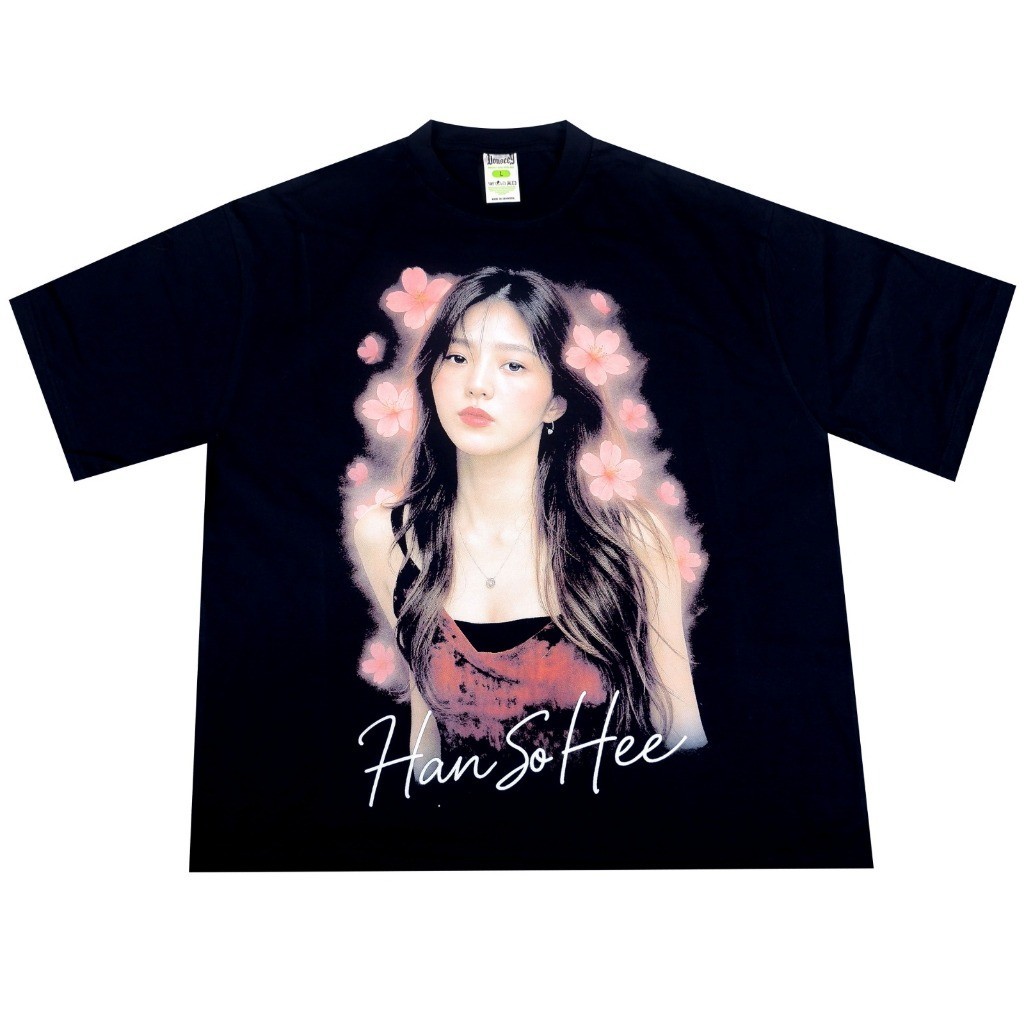 เสื้อยืด HAN SO HEE VONSEY ทรงoversize สีดำ เหมาะทุกเพศ