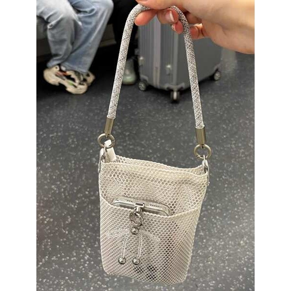 ซิการ์ แท้ กระเป๋า age free Xiaohongshu กระเป๋าใส่โทรศัพท์มือถือแบบกริดแบบเดียวกันสำหรับผู้หญิงกระเป