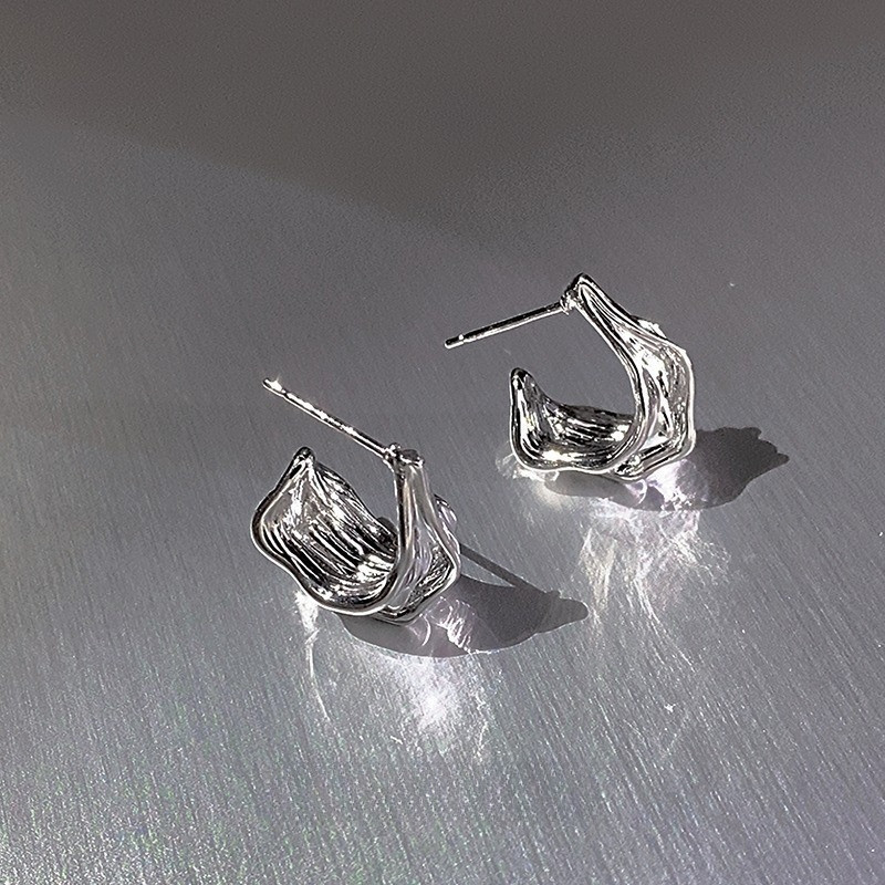 ต่างหู มินิมอล  เรียบง่าย เครื่องประดับ  ผู้หญิง