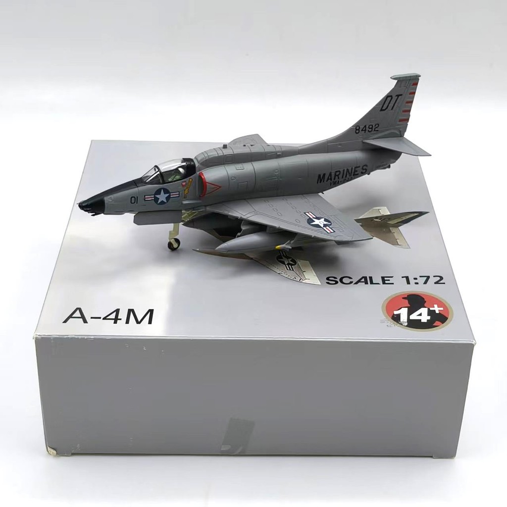 1: 72 A-4M Skyhawk Strike เครื่องบิน US Marine Corps Fighter จําลองเครื่องบินรุ่นคอลเลกชัน