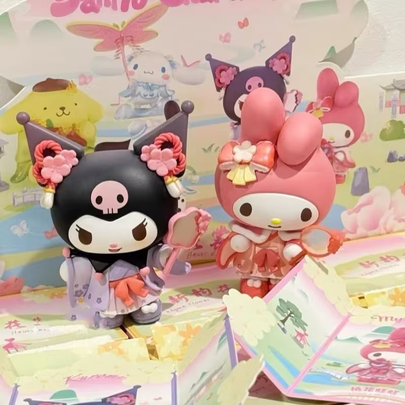 SANRIO ชุดโมเดลฟิกเกอร์ การ์ตูน Hello Kitty My Melody Kuromi Stitch ขนาดเล็ก 9.5 ซม.