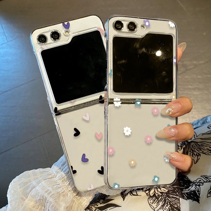 Chrysanthemum Heart รูปแบบดอกไม้สําหรับเคสโทรศัพท์ Samsung Galaxy Z Flip 6 Z Flip 5 4 3 ซิลิโคนกันกระแทกนุ่ม TPU ฝาหลังพับชุดสองชิ้นรุ่นโปร่งใสกรณี