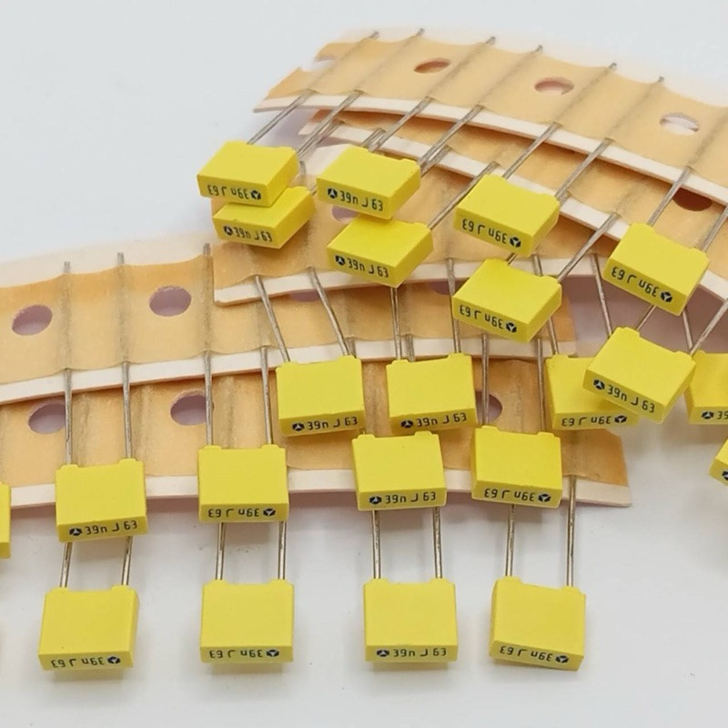 โพลี33Nj63 33nf 100v แพคละ 10 ชิ้น สินค้าถ่ายจากงานจริง ส่งจากไทย ของใหม่มือหนึ่ง