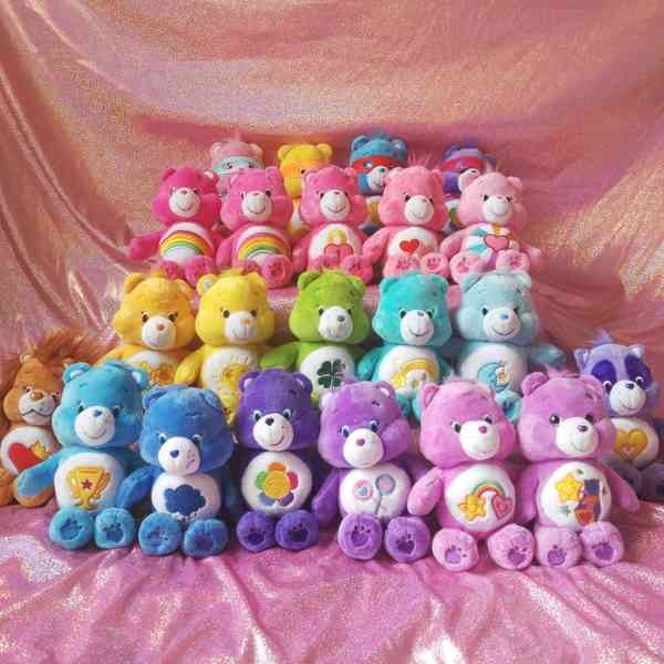 แคร์แบร์ของแท้ หมีแคร์แบร์ Carebears Love Bear Rainbow Bear Plush Doll เครื่องประดับตุ๊กตาคอลเลกชันข