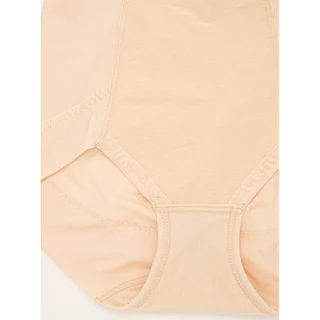 Sabina Wear and Go กางเกงในกระชับสัดส่วนเอวสูงปานกลาง Light Support รหัส SGY1101CL - สีเนื้ออ่อน