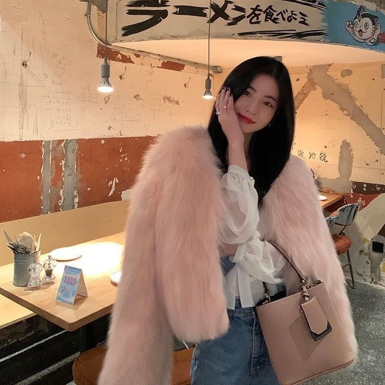❤️【สินค้าพร้อม】❤️fur coat ใหม่ฤดูใบไม้ร่วงและฤดูหนาว Toca ขนสุนัขจิ้งจอกเลียนแบบนิยมในโลกออนไลน์หนุ่มเกาหลีขนผู้หญิงฤดูหนาวสั้นขนสั้นเสื้อแจ็คเก็ต