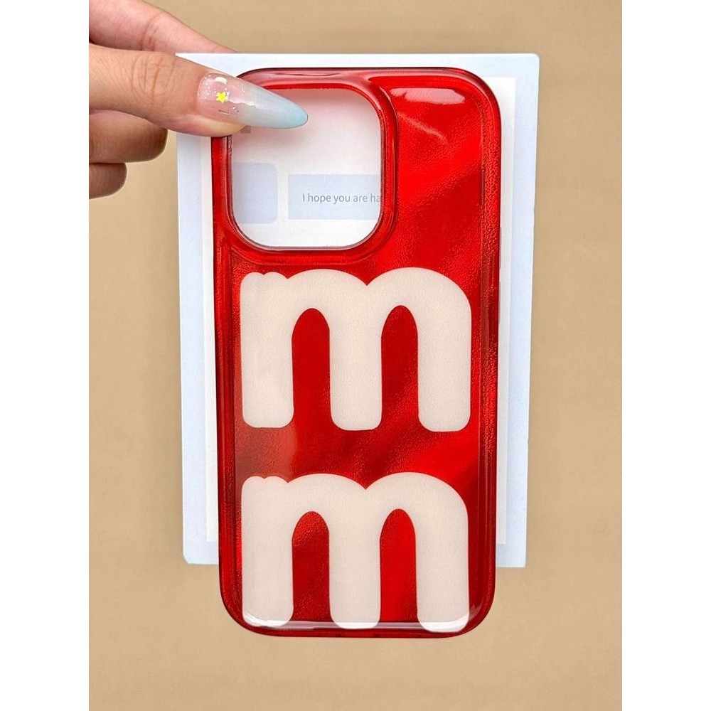 Simple Red Bottom English M เหมาะสําหรับ Apple 15promax เคสโทรศัพท์ iphone14 สไตล์ใหม่ 13 ที่ไม่ซ้ํากัน 12/11 นุ่ม