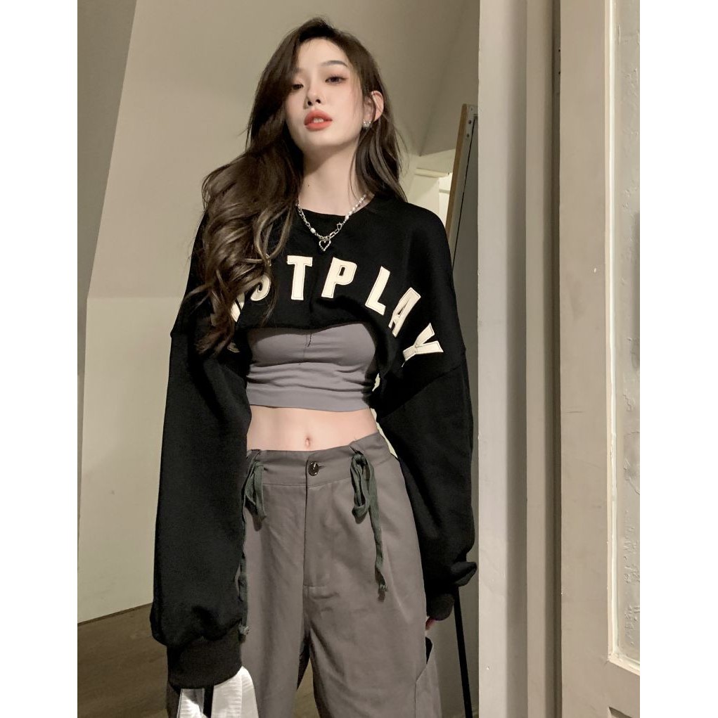 [ฤดูใบไม้ร่วงฤดูหนาวเสื้อผ้าผู้หญิง] Retro Letter พิมพ์สั้นเสื้อกันหนาวเสื้อผู้หญิงฤดูใบไม้ร่วงสไตล์ใหม่แขนยาวหลวม Chic Design Niche Top