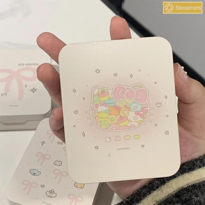 {สตรีม} การ์ตูนกล่องเก็บของเหล็กโบว์น่ารักพลิกกล่องดีบุกเหรียญบัตรต่างหูหูฟังเครื่องประดับสก์ท็อปกรณีจัดเก็บใหม่