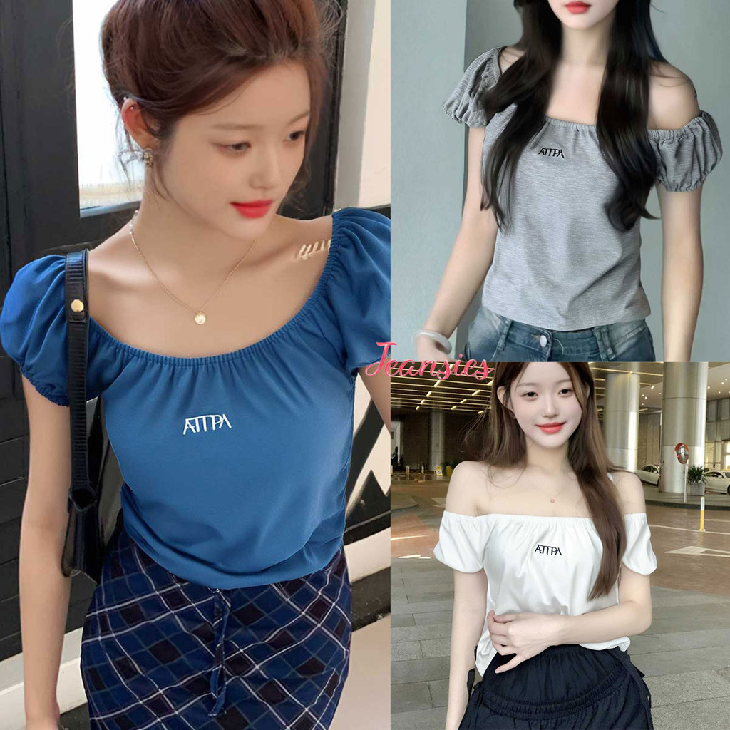 เสื้อยืดเปิดไหล่ ชายระบาย ทรงเข้ารูป
