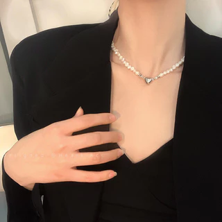 สร้อยคอไข่มุกน้ำจืดสไตล์บาโรก ดีไซน์เกาหลี หัวใจแม่เหล็ก สร้อยแฟชั่น เรียบหรูไม่เหมือนใคร