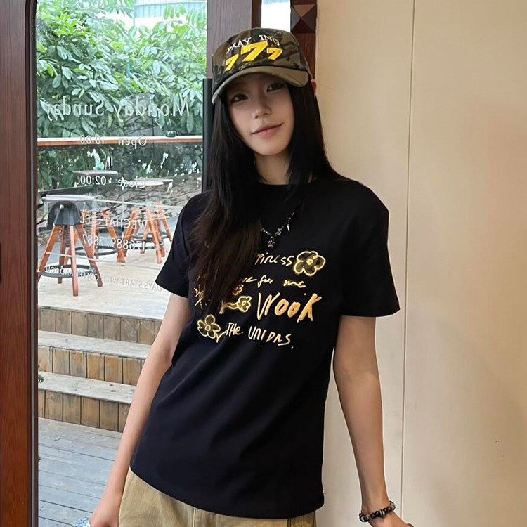 KYO 🌸 เสื้อเกาหลี ผู้หญิง เสื้อยืด 