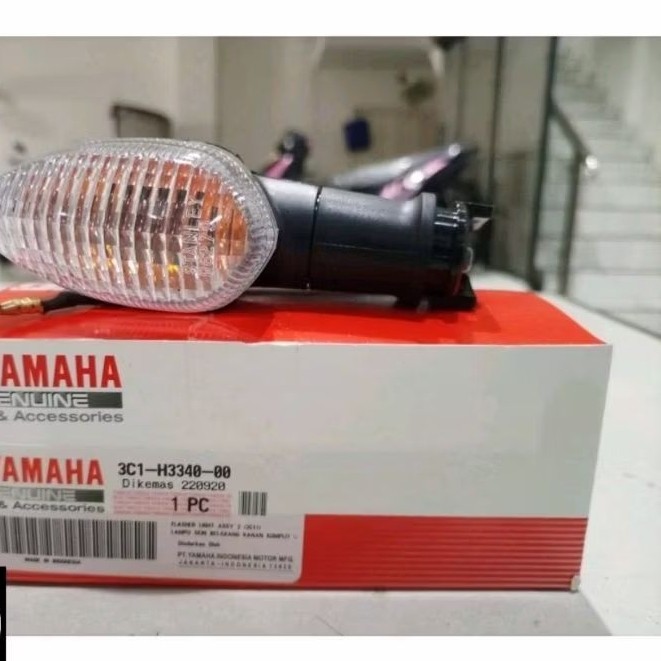 ไฟเลี้ยวหลังขวา Yamaha Vixion เก่า 3C1-H3340-00 ORIGINAL YGP TRB