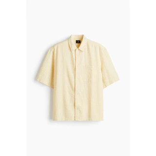 H&M(เอชแอนด์เอ็ม) เสื้อเชิ้ตแขนสั้นทรงปกติ Men Regular Fit Short-sleeved shirt 1282148_1