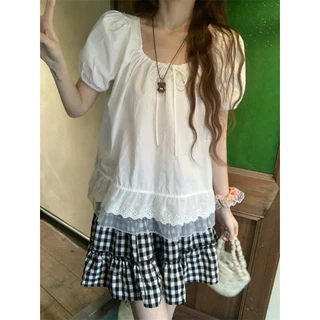 Chili Koko เสื้อเชิ้ตแขนสั้นลูกไม้สไตล์เกาหลีสำหรับผู้หญิงในช่วงฤดูร้อนเสื้อเบลาส์ทรงเบบี้ดอลล์ W638