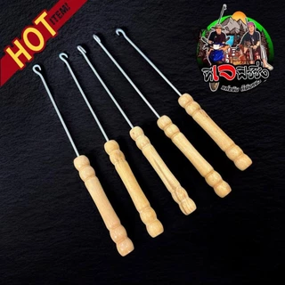 ราคาถูก ด้ามจับง่าย ที่เกี่ยวเหยื่อปลากด ด้ามเกี่ยวเหยื่อปลากด ยาว 18 CM ด้ามไม้สวยงาม ตกปลากด เหยื่อปลากด