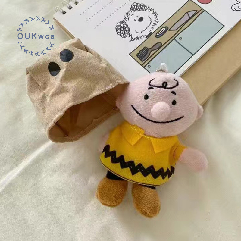 Oukwca Kawaii ถั่วลิสง Snoopy Charlie ตุ๊กตาของเล่นพวงกุญแจจี้กระเป๋าตกแต่งคู่น่ารักของเล่นเด็กของขวัญใหม่