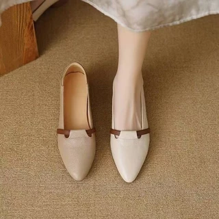 Atikota ผู้หญิงรองเท้าแบนสุภาพสตรีแฟชั่น Pointed Toe ปากตื้นน้ําหนักเบาแฟลตอเนกประสงค์