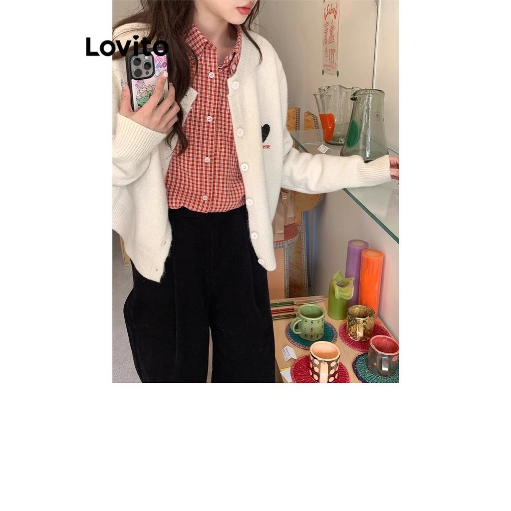 Lovito เสื้อคาร์ดิแกนผู้หญิง สีพื้น แต่งลายปัก สไตล์ลำลอง LNA71421