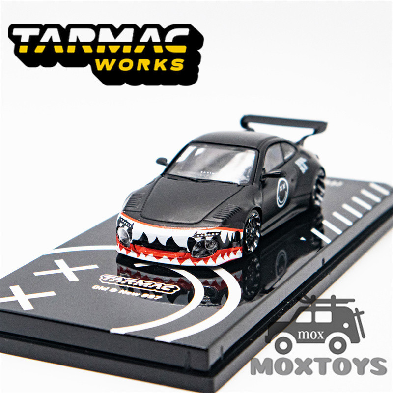 Tarmac Works 1:64 Old New 997 Matte Black รถเหล็กโมเดล