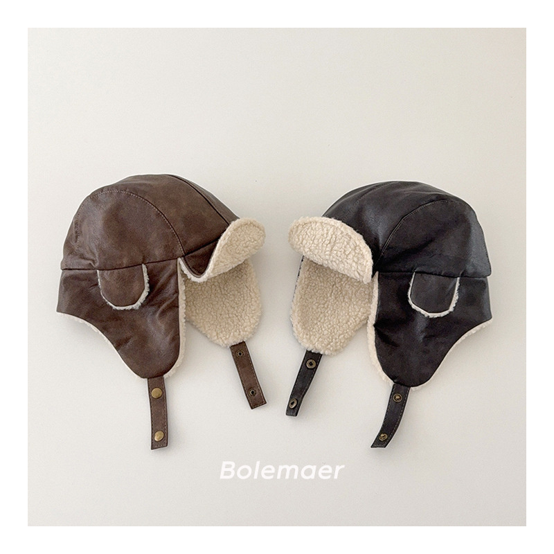 Retro Kids Lei Feng หมวกหนัง PU ฤดูหนาว Plush Warm Windproof เด็กป้องกันหูหมวกนักบิน