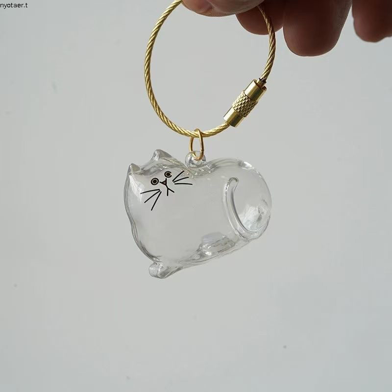 🌷COD🌷จี้กล่องเก็บขนแมวแบบใสแบบใหม่มีหลากหลายสไตล์ให้เลือกพวงกุญแจจี้แคปซูลเก็บขนแมว - รูปที่ 5