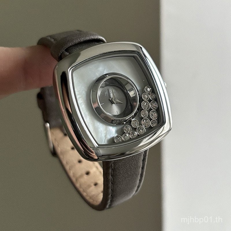 การยอมรับ นาฬิกาผู้หญิงแสงหรูหราซอกผู้หญิงสาวสแควร์แฟชั่นเดิมที่ไม่ซ้ํากันควอตซ์นาฬิกาสุภาพสตรี888 w