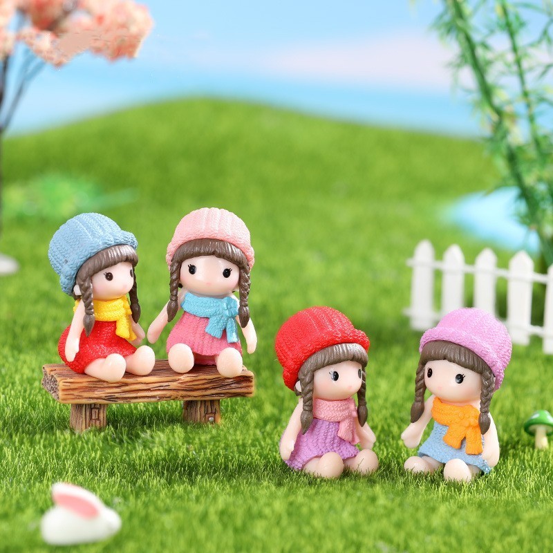 สร้างสรรค์สี่สีหมวกสาวการ์ตูนของขวัญวันเกิดตุ๊กตามินิไมโครภูมิทัศน์เครื่องประดับตกแต่งสวน ทําเอง เรซิ่นงานฝีมือ