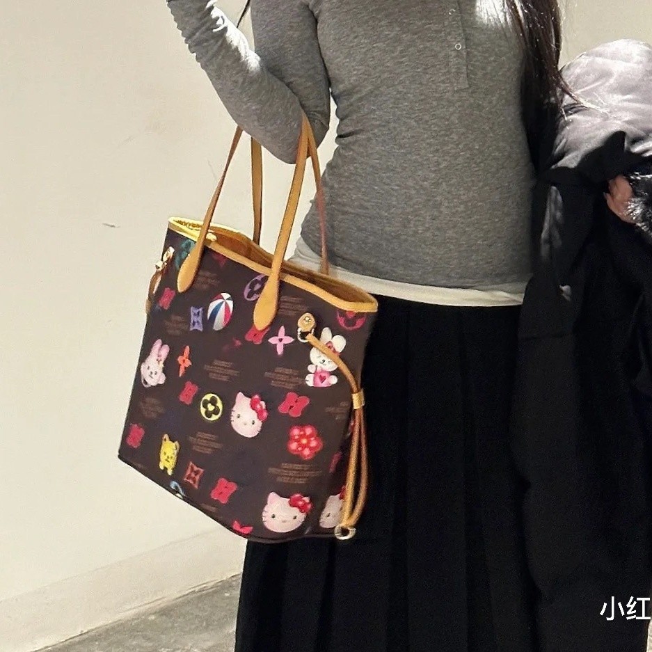 กระเป๋าถือ hello kitty Female Bag Spoof Cute kitty Y2K Large Capacity Tote Bag Shoulder Bag