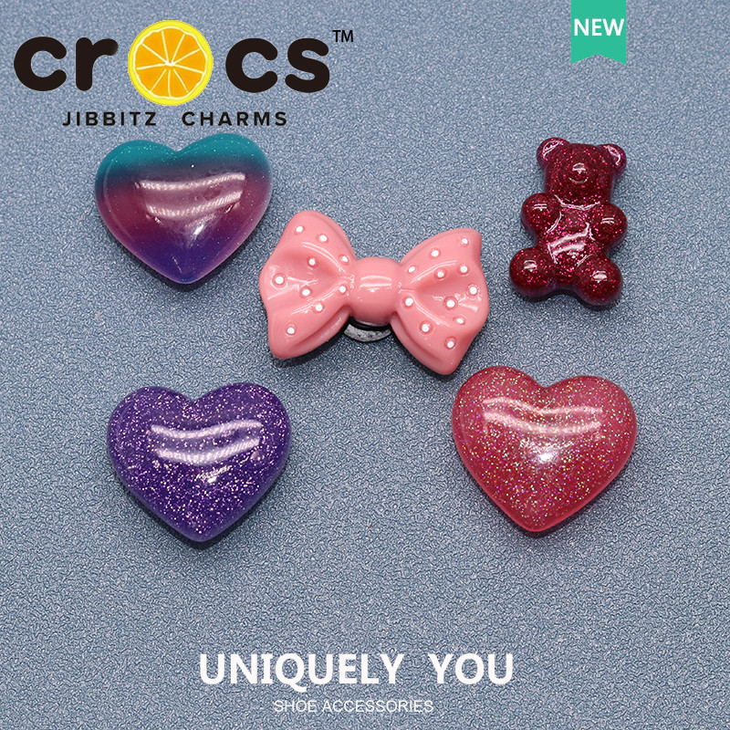 jibbitz crocs charm หัวเข็มขัดรองเท้า DIY ตกแต่งน่ารัก Glitter Bear Love Heart เพิ่มสไตล์แฟชั่นรองเท้า จิ๊บบิท ตัวติดรองเท้า crocs