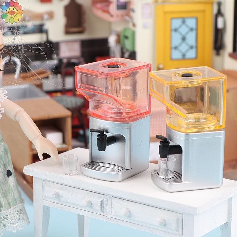 Gogo 1:12 Dollhouse Miniature ตู้น้ํารุ่นสามารถ Dispense ตุ๊กตาน้ํา Home Kitchen Appliance Decor อุปกรณ์เสริมแกล้งทําเป็นเล่นของเล่น TH