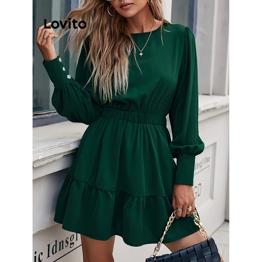 Lovito ชุดเดรสผู้หญิง เลเยอร์หลายชั้น แต่งกระดุม สีพื้น สไตล์ลำลอง LNL64032