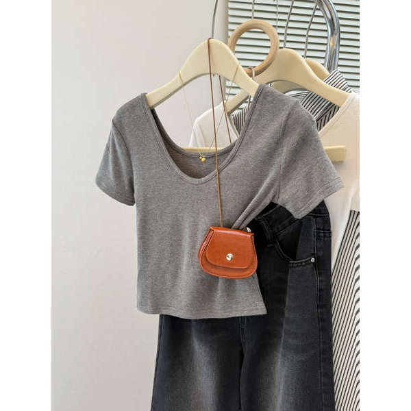 สตรีทแฟชั่น frenchy top เสื้อยืดแขนสั้นคอวีเปิดไหล่เปิดไหปลาร้าขนาดใหญ่สำหรับผู้หญิงเสื้อแขนสั้นเข้า