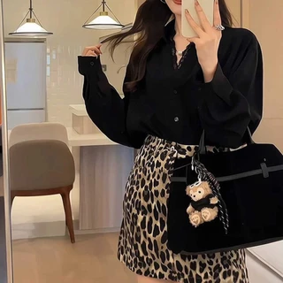 เสื้อเชิ้ตแขนยาว คอวี ลายลูกไม้ ดีไซน์ทันสมัย