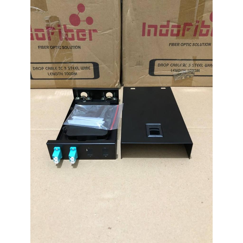 เหล็ก 4 คอร์ Rosette LC Multimode OM3 / mini OTB 4 พอร์ต LC OM3