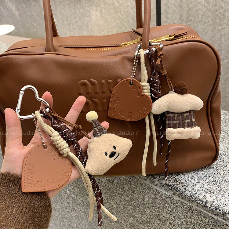 ของแขวนกระเป๋าสไตล์เกาหลีสุดน่ารัก 🧸 キーホルダ์รูปหมีและไอศครีม สายคล้อง编织สีนุ่มตา ถูกใจสาวๆ แน่นอน