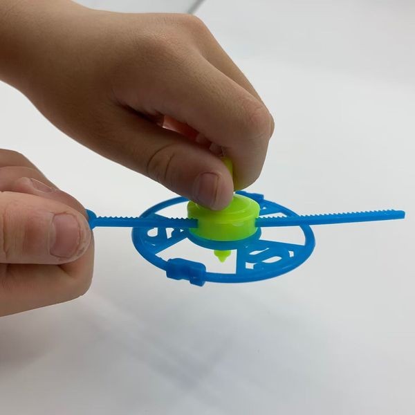 เบย์เบลด x beyblade x cx 01 ของเล่นชั้นนําของเด็กวาดมือไม้บรรทัดขนาดเล็กด้านบนอนุบาลรางวัลของขวัญการ