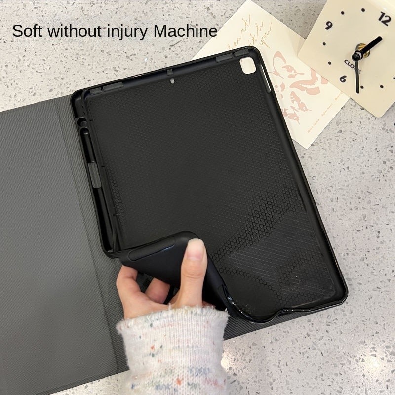 เคสป้องกัน iPad 10th Generation Air4 Air5 Air6 10.5 นิ้ว Creative Love Silver Hello Kitty พร้อมช่องเสียบปากกา Gen7/8/9 วัสดุผ้าไหม Mini4 5 ฝาครอบ Anti Drop กรณีแท็บเล็ต ราคา ถูกที่สุด ดีลบีเคเค แกลเลอรีภาพที่ 6