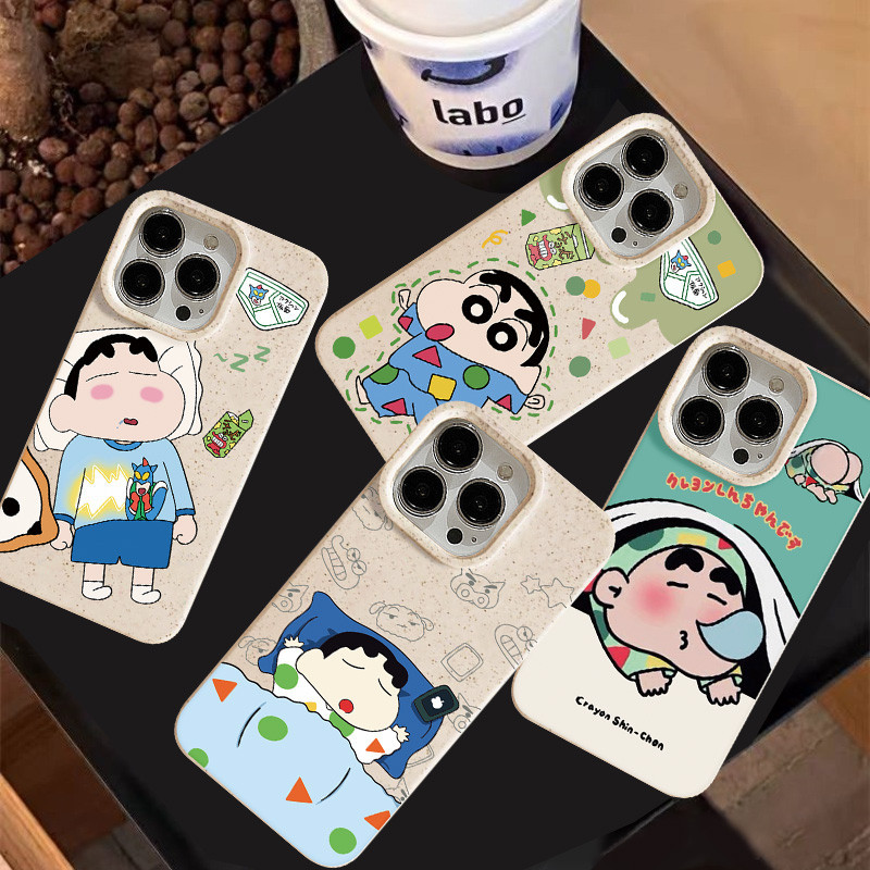 ผ่อนคลายนอนหลับลายน่ารักเชินจัง เป็นมิตรกับสิ่งแวดล้อม เคส iPhone 16 11 15 14 13 12 Pro MAX XS X XR MAX 16 8 7 6 15 Plus