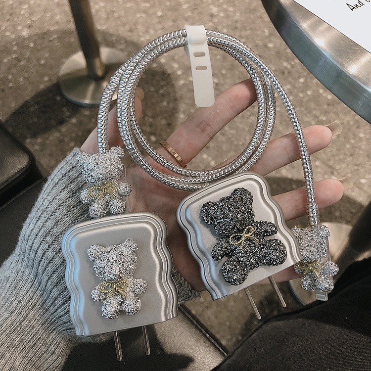 หรูหราเงินหมีขนาดเล็กตกแต่ง 18w/20w Charger Protector ชุด Charger Case Cable Protector สําหรับ iPhone11 12 13 14pro max