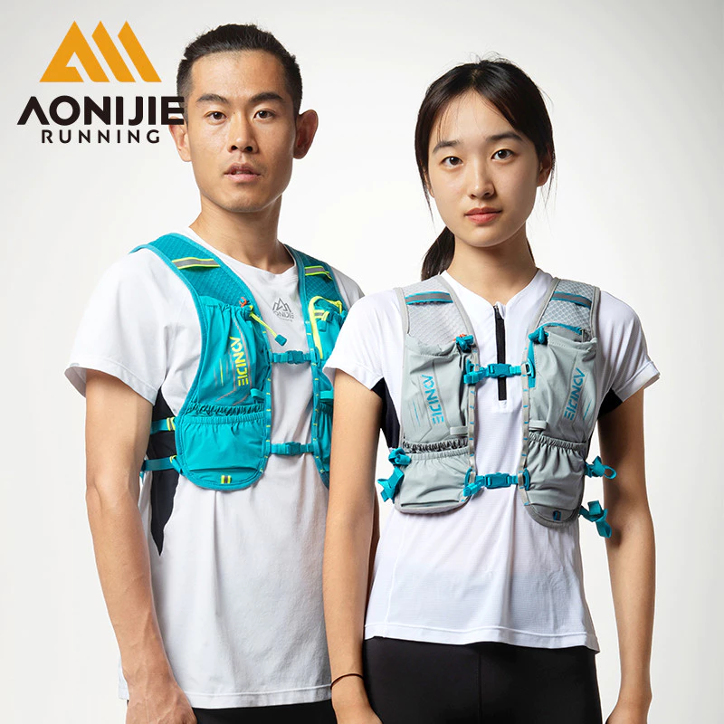 AONIJIE อาโอนิจิ 5ล เดินป่าไฮเดรชั่กระเป๋าเป้สะพายหลังสําหรับขี่จักรยานเส้นทางมาราธอนผู้หญิงผู้ชายวิ่งเสื้อกั๊กกระเป๋าสําหรับ68เซนติเมตรถึง130เซนติเมตรหน้าอกเส้น ค9107