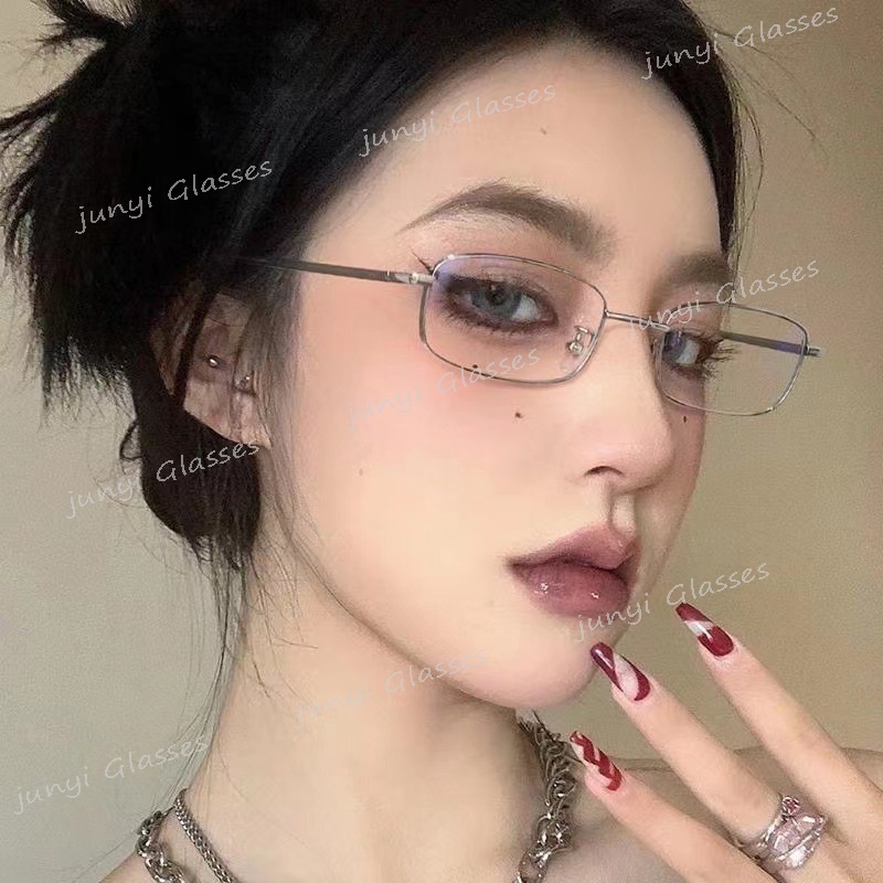 เทรนด์แฟชั่นย้อนยุคโลหะสี่เหลี่ยมผืนผ้าเลนส์ใสแว่นตาผู้ชายและผู้หญิงกรอบขนาดเล็กแว่นตาป้องกันรังสี