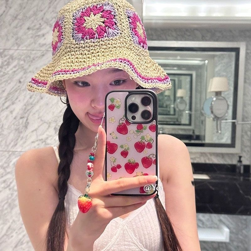 Swawet Strawberry Phonecase สําหรับ iPhone15ProMax 14Pro 13 12 XSMAX 13mini 8PLUS case