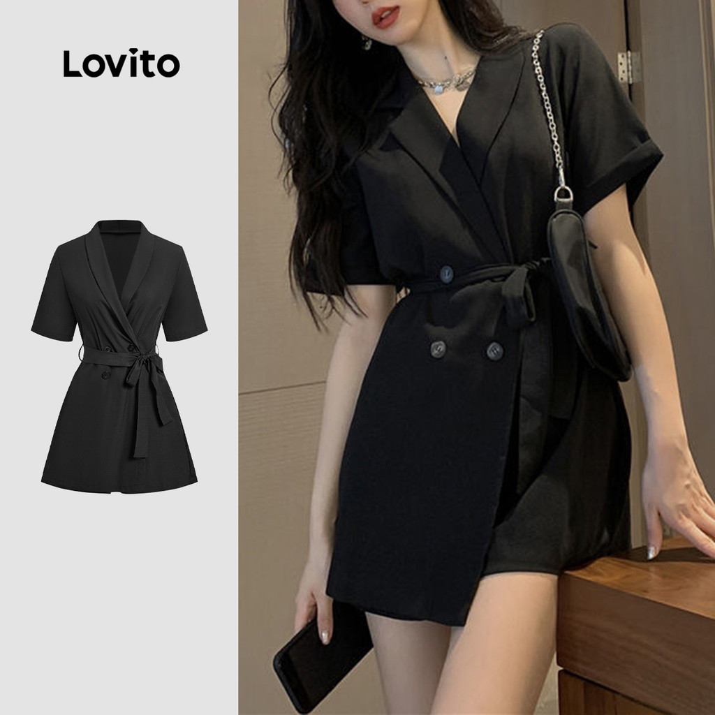 Lovito ชุดจัมป์สูทหรูหรา ดีไซน์ไม่สมมาตร พร้อมเข็มขัดและกระดุม สำหรับฤดูใบไม้ผลิ/ฤดูร้อน สีดำ LBL27372